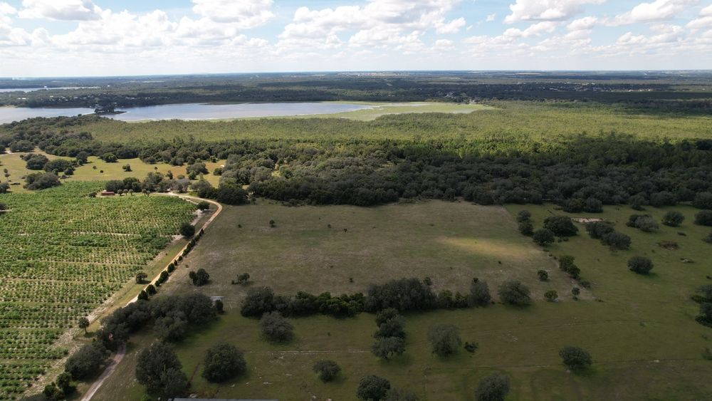 Lake Hatchineha Road Residential: 9500 Lake Hatchineha Rd, Haines City, FL 33844